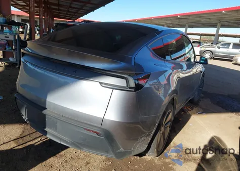 2026 Tesla Model Y Premium Rear-Wheel Drive/Standard Rear-Wheel Drive z USA, uszkodzony, nr VIN 7SAYGDEDXTA463657